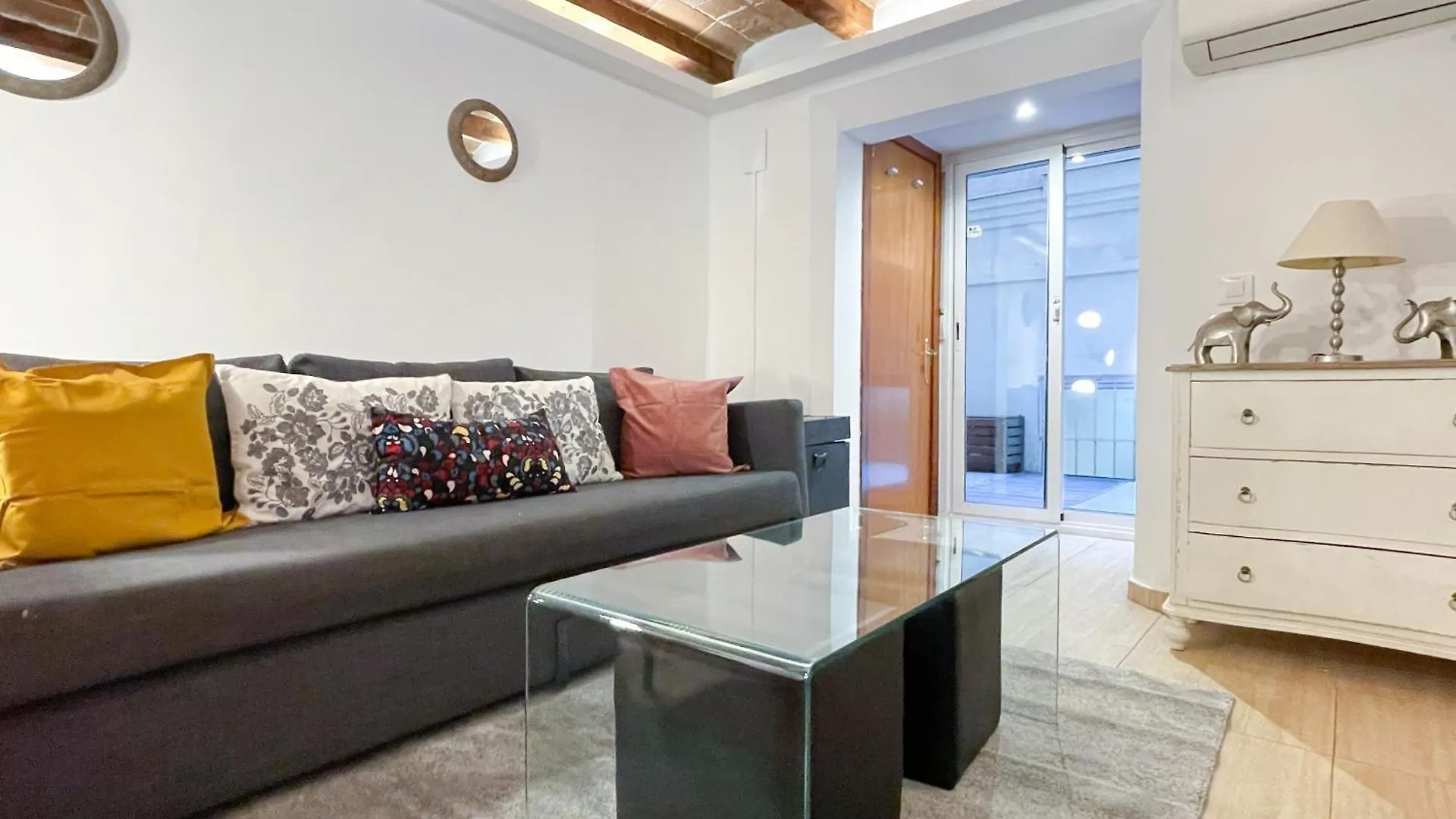 Aragon Sagrada Familia Apartment Barcelona