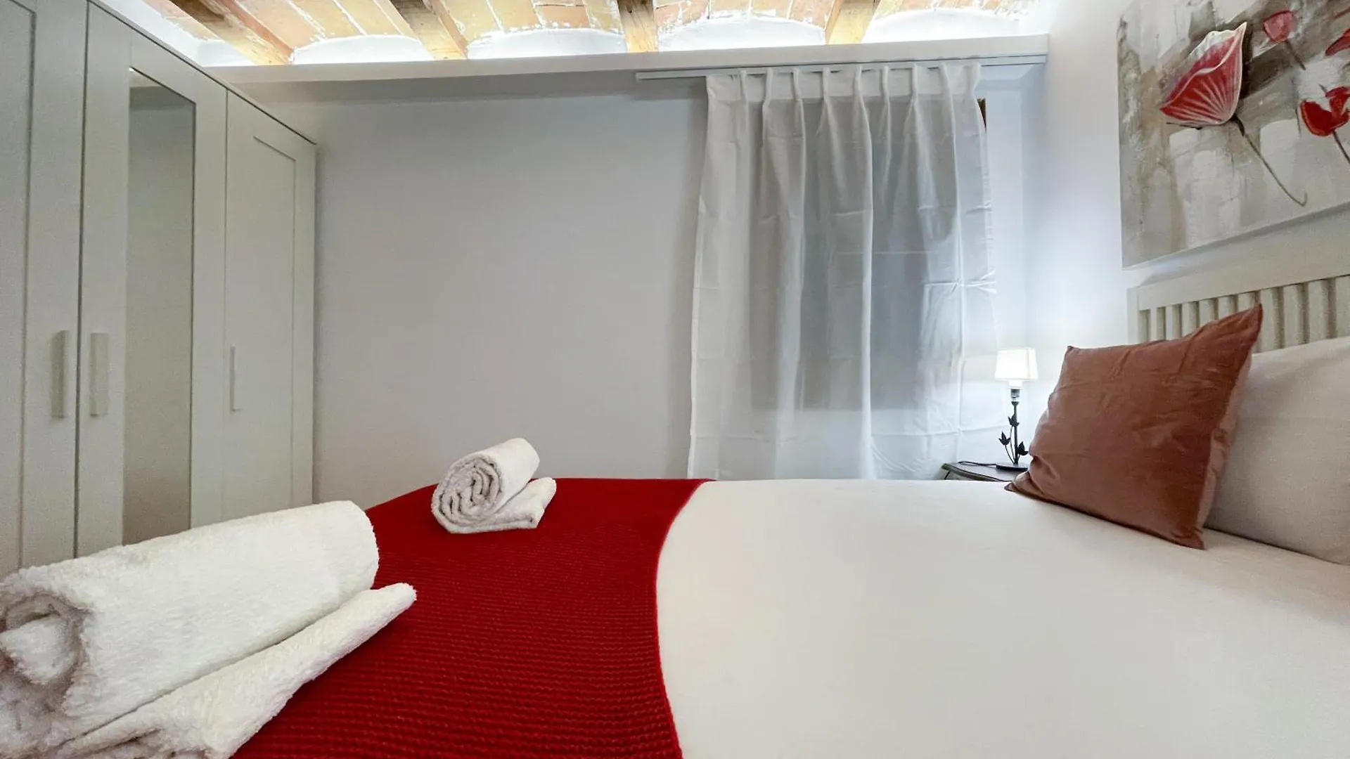 Aragon Sagrada Familia Apartment Barcelona